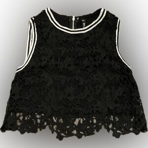 Lord & Taylor Black Floral Lace Crop Top Women’s Size M